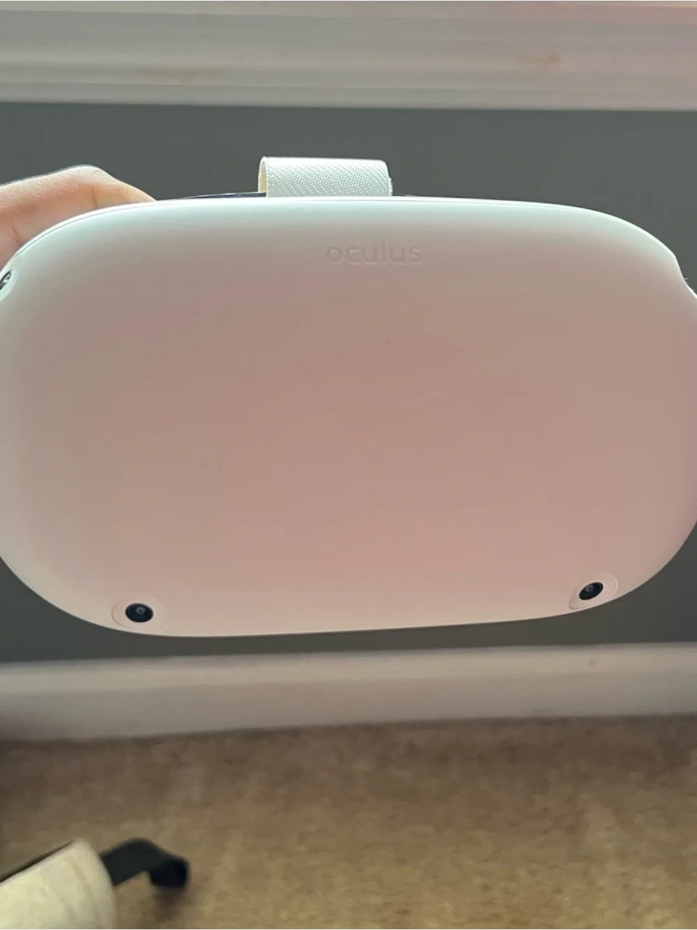 Standalone White VR Headset with Matching Controller and Carry Case